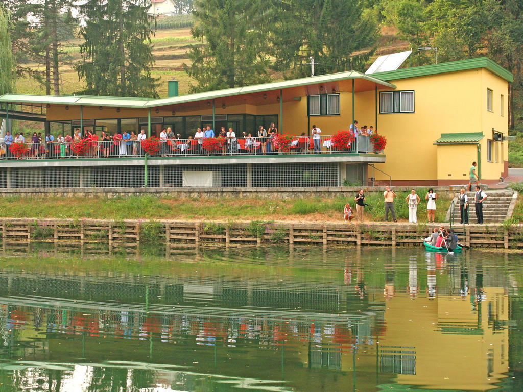 Motel Dobra Duga Resa Esterno foto