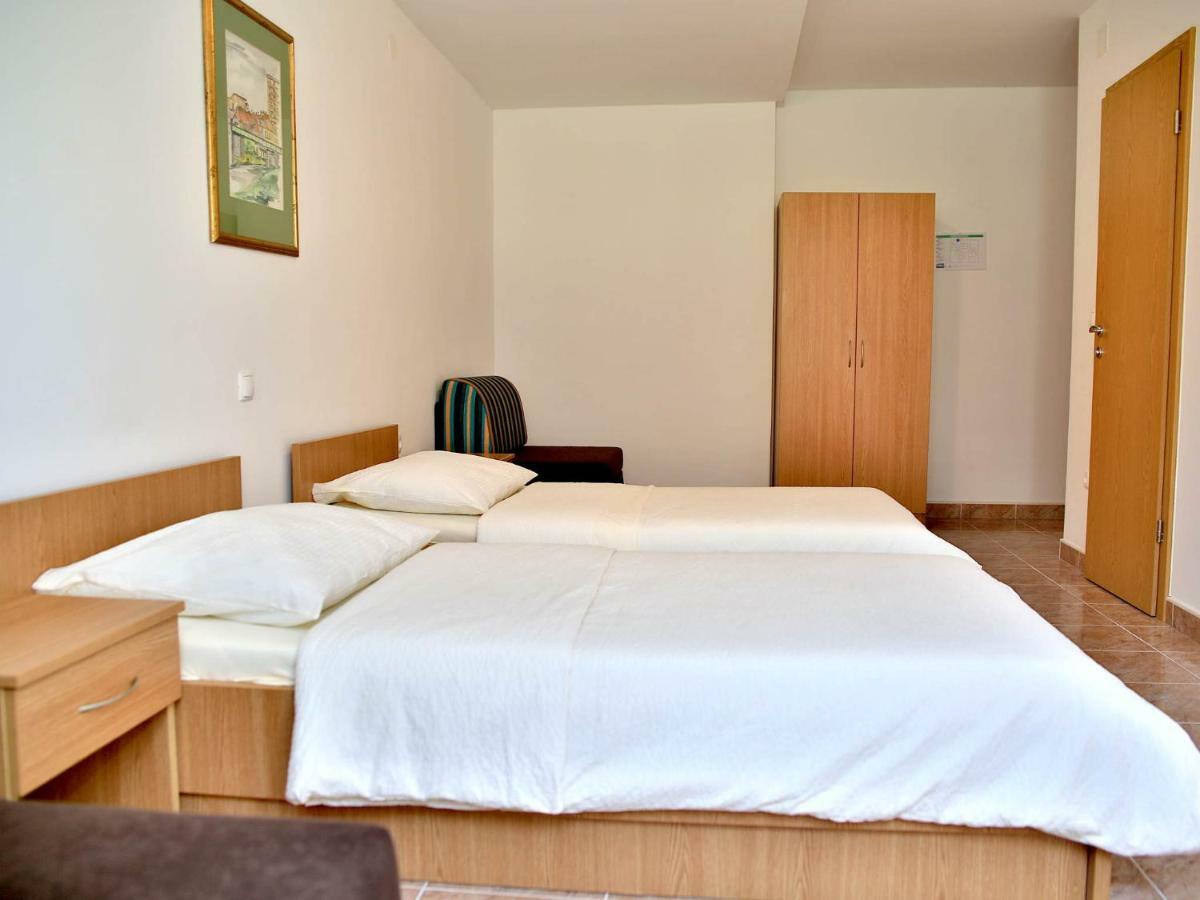Motel Dobra Duga Resa Esterno foto