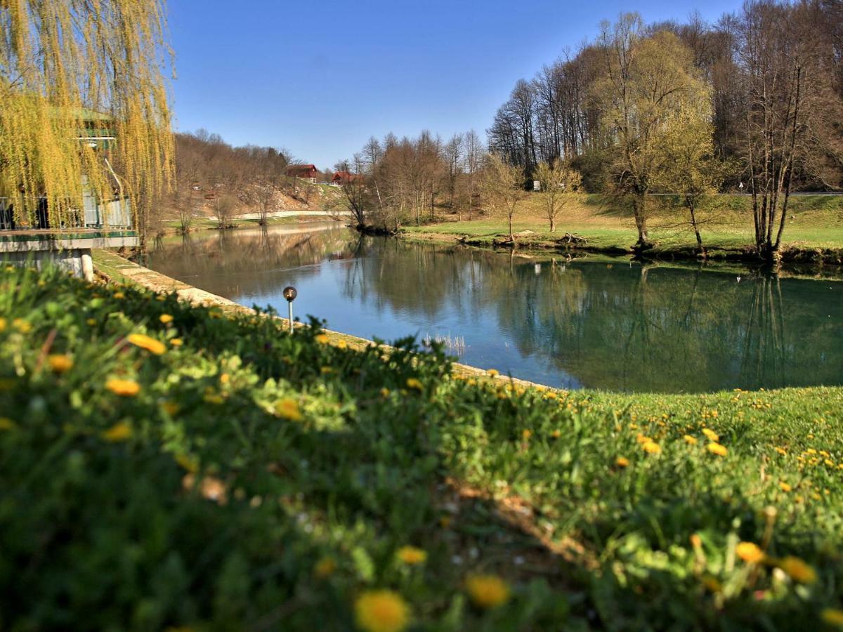 Motel Dobra Duga Resa Esterno foto